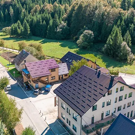 Breza And Bistro Hotell Ravna Gora